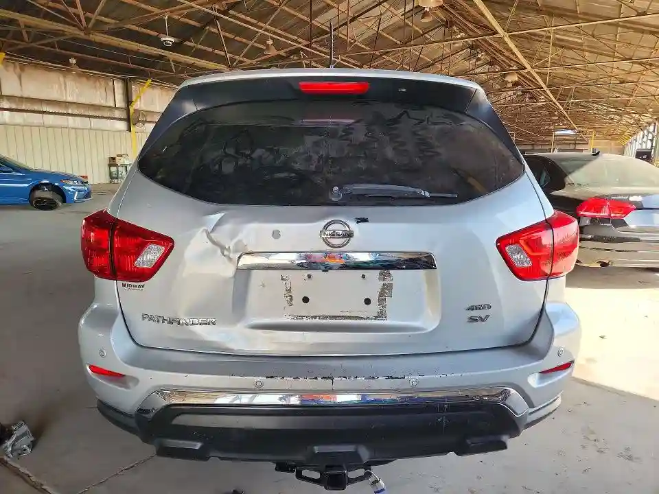 5N1DR2MM0JC625946 2018 NISSAN PATHFINDER-5
