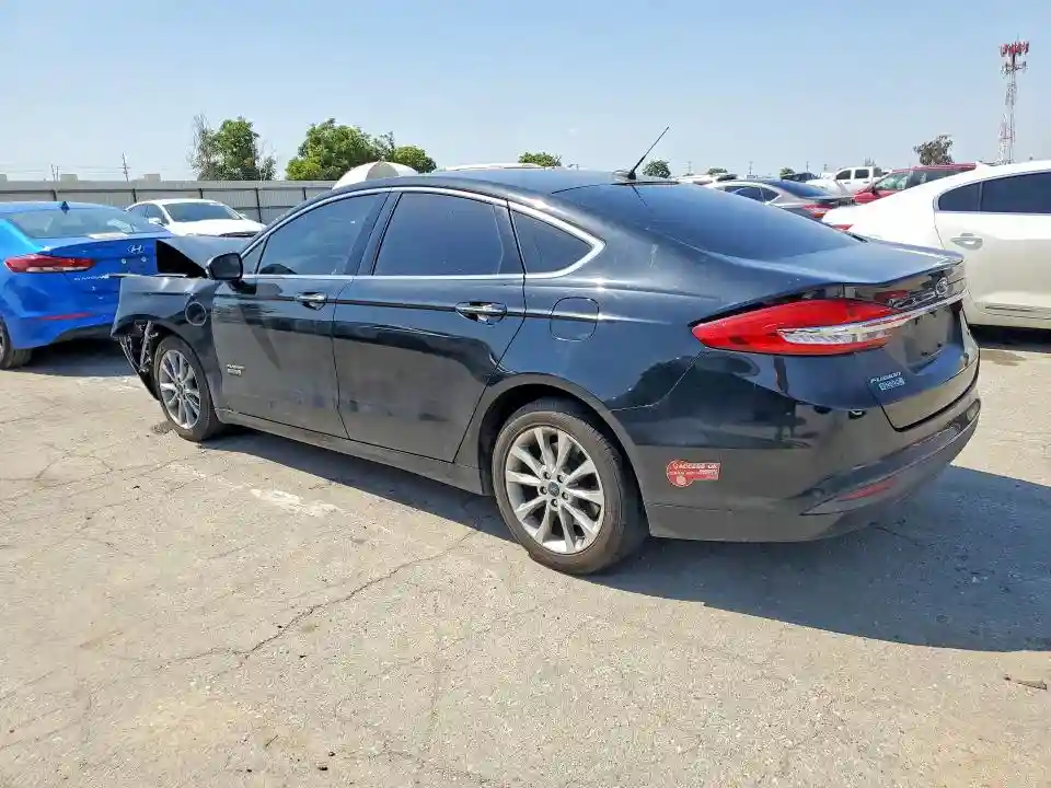 3FA6P0PU8JR232643 2018 FORD FUSION-1
