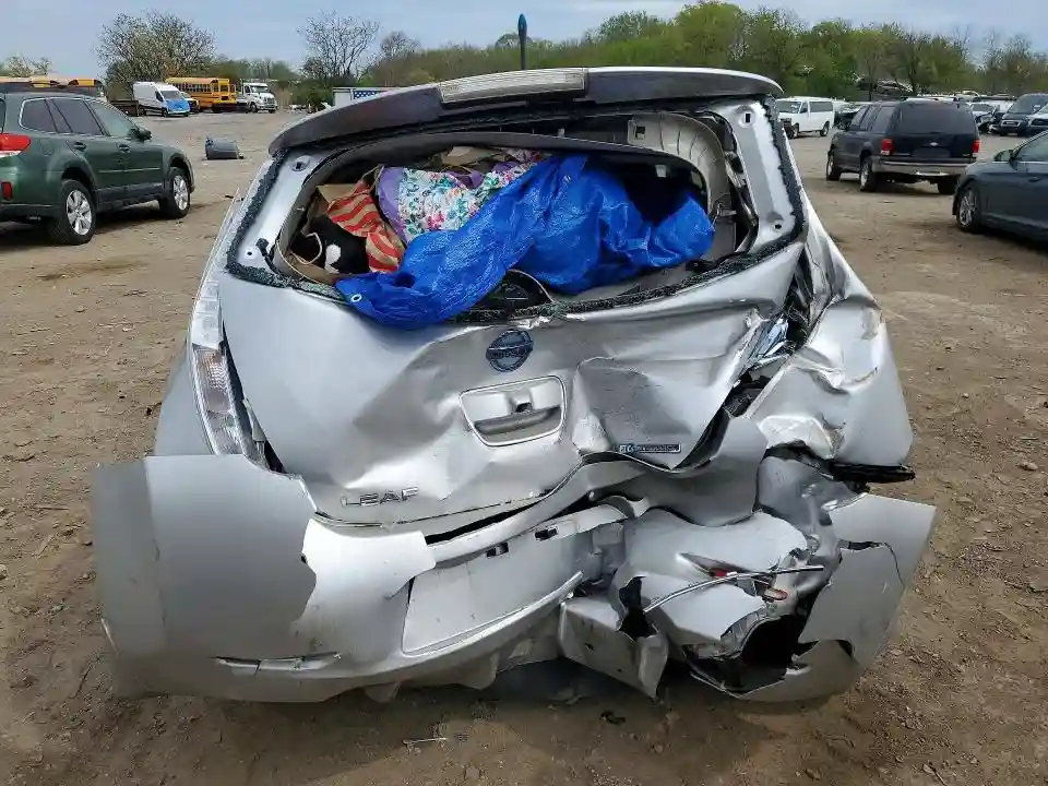 1N4AZ0CP2EC333668 2014 NISSAN LEAF-5