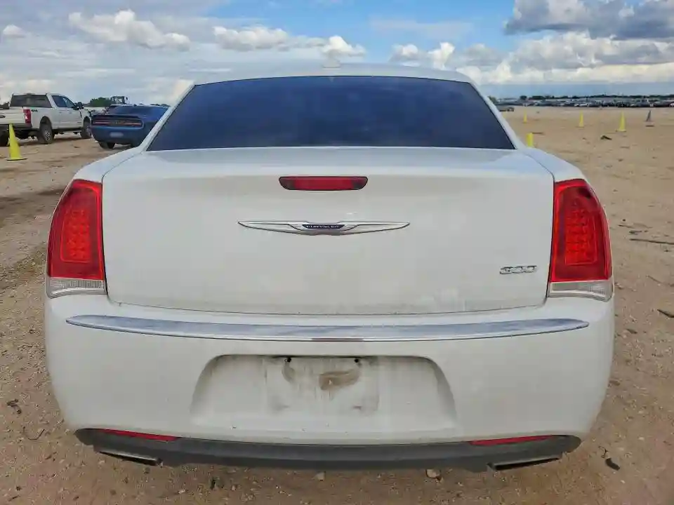 2C3CCAEGXLH145812 2020 CHRYSLER 300-5