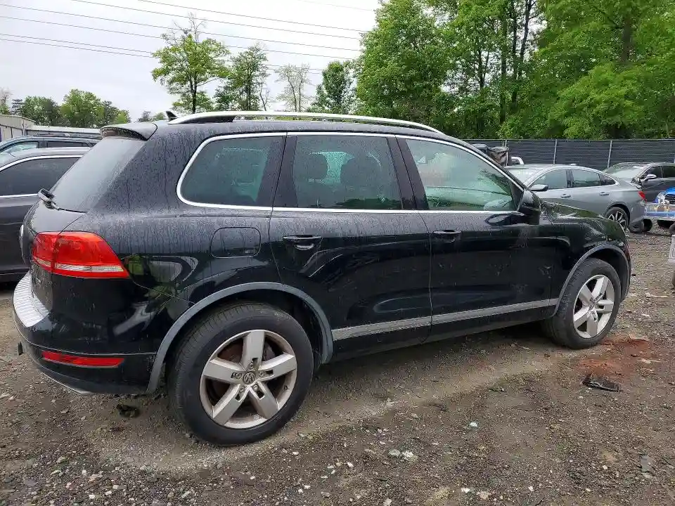 WVGEP9BP4ED001471 2014 VOLKSWAGEN TOUAREG-2