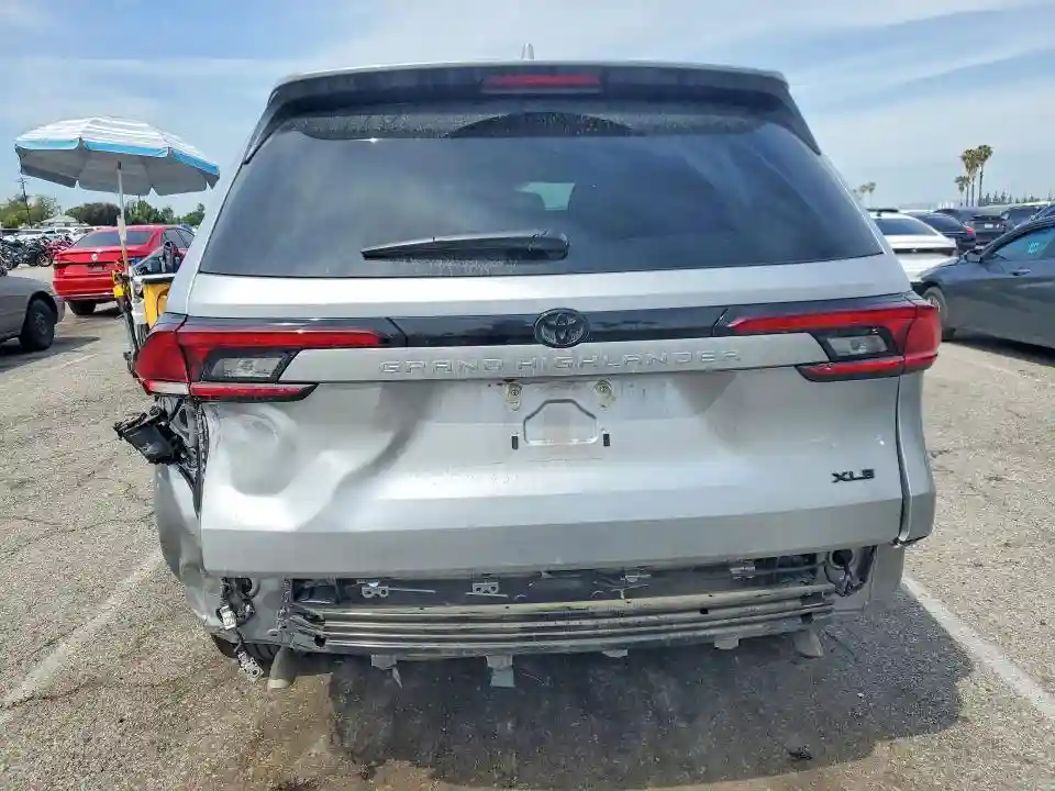 5TDAAAA5XSS033427 2025 TOYOTA ALL OTHER-5