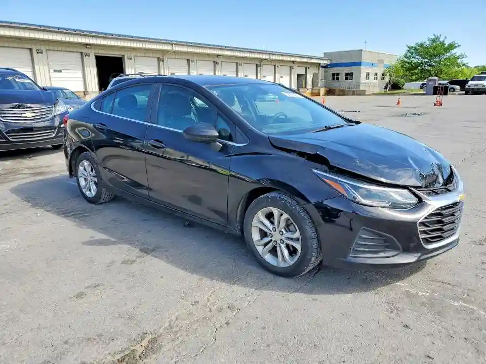 1G1BE5SM0K7111318 2019 CHEVROLET CRUZE-3