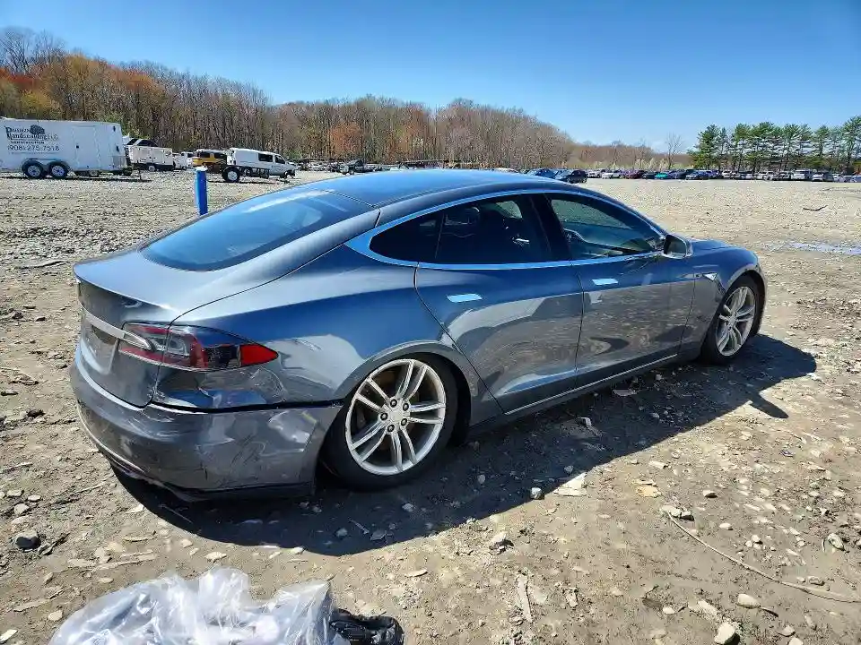 5YJSA1CN3DFP03442 2013 TESLA MODEL S-2