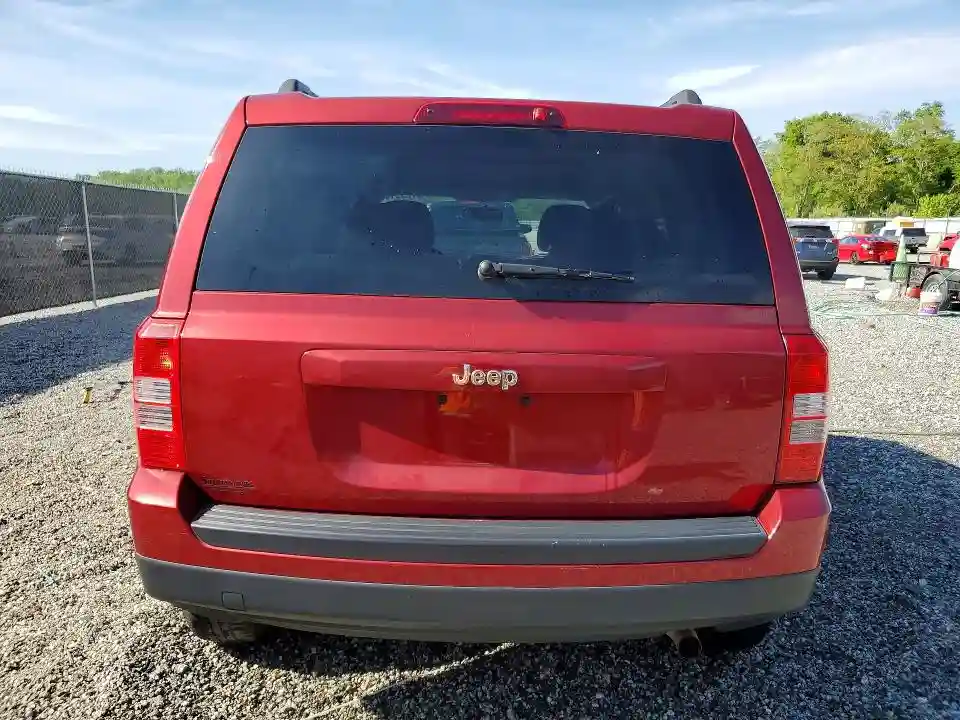 1C4NJPBA4FD340979 2015 JEEP PATRIOT-5