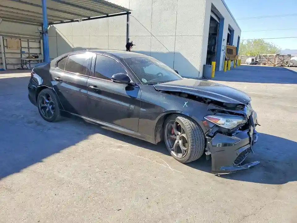 ZARFAMBN3K7606612 2019 ALFA ROMEO GIULIA-3