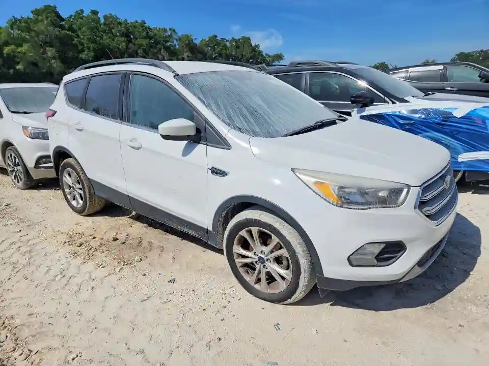 1FMCU0GD9JUC19961 2018 FORD ESCAPE-3