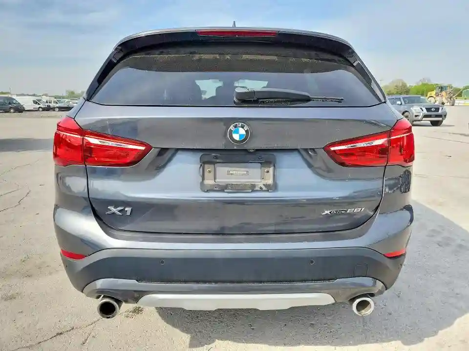 WBXJG9C02M5T03406 2021 BMW X1-5