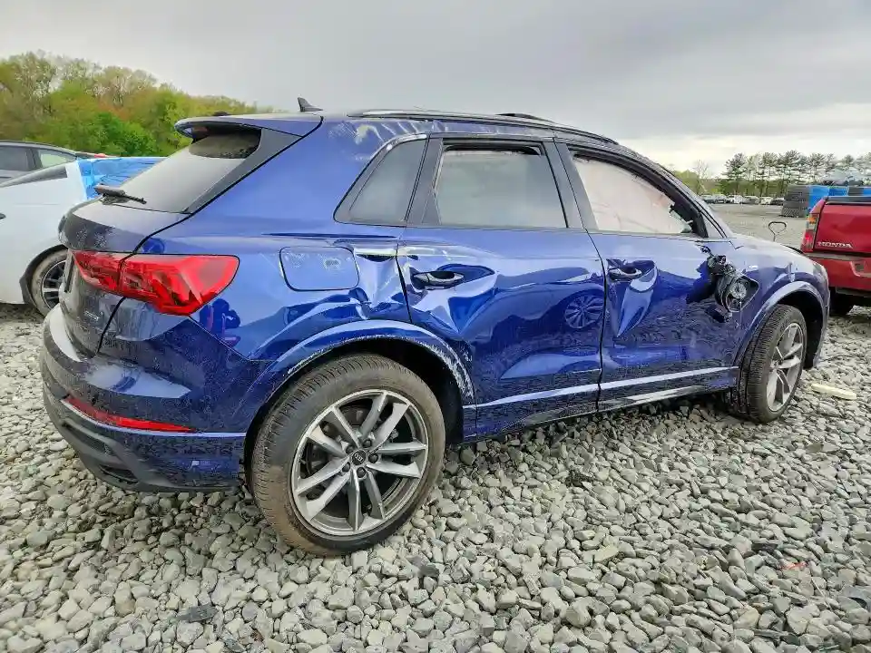 WA1DECF3XR1182250 2024 AUDI Q3-2