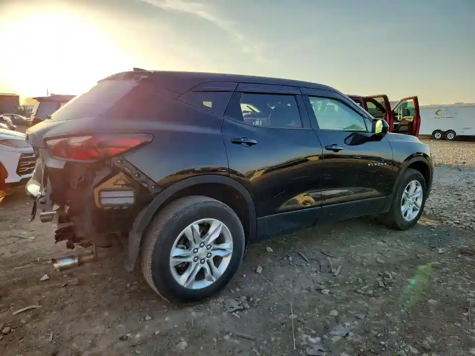 3GNKBBRA6LS641698 2020 CHEVROLET BLAZER-2