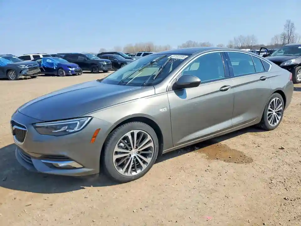 W04GP6SX0J1087573 2018 BUICK REGAL-0