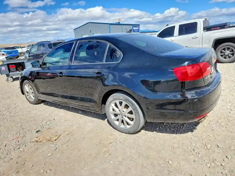 3VWDZ7AJXBM363510 2011 VOLKSWAGEN JETTA SE-1