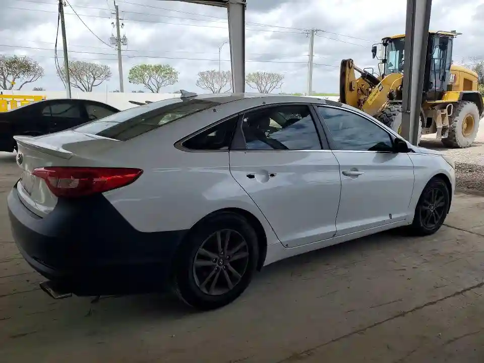 5NPE24AF2FH083842 2015 HYUNDAI SONATA-2