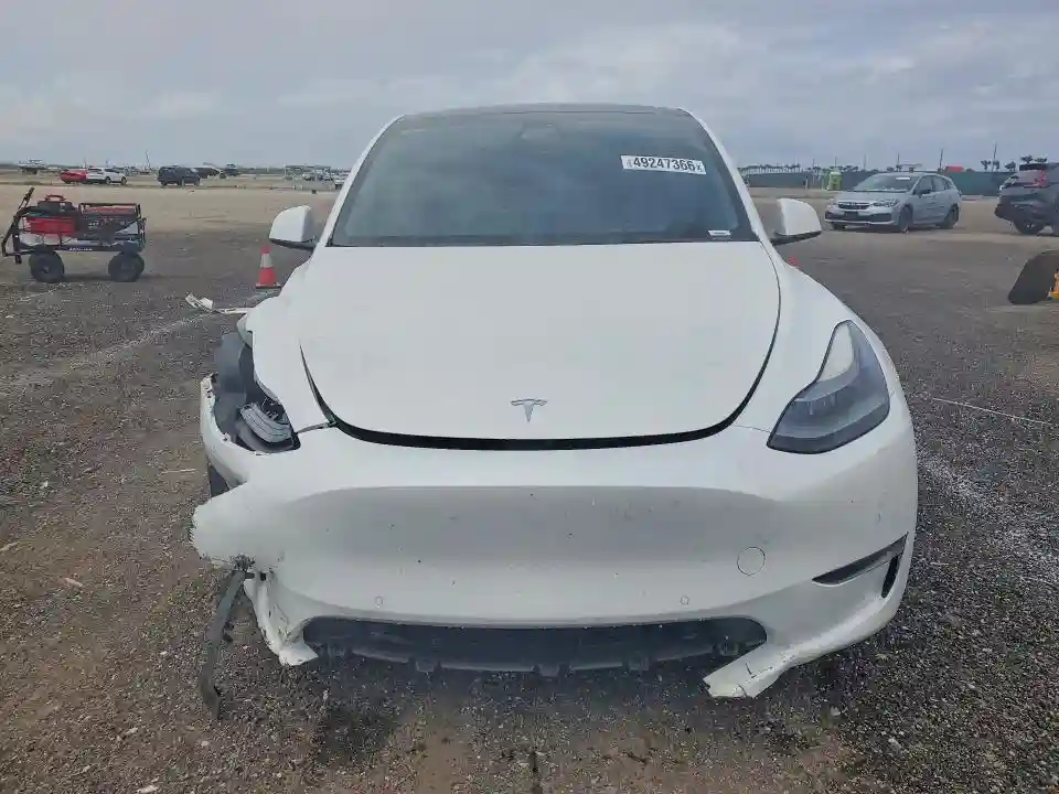 7SAYGDEF6NF459712 2022 TESLA MODEL Y-4
