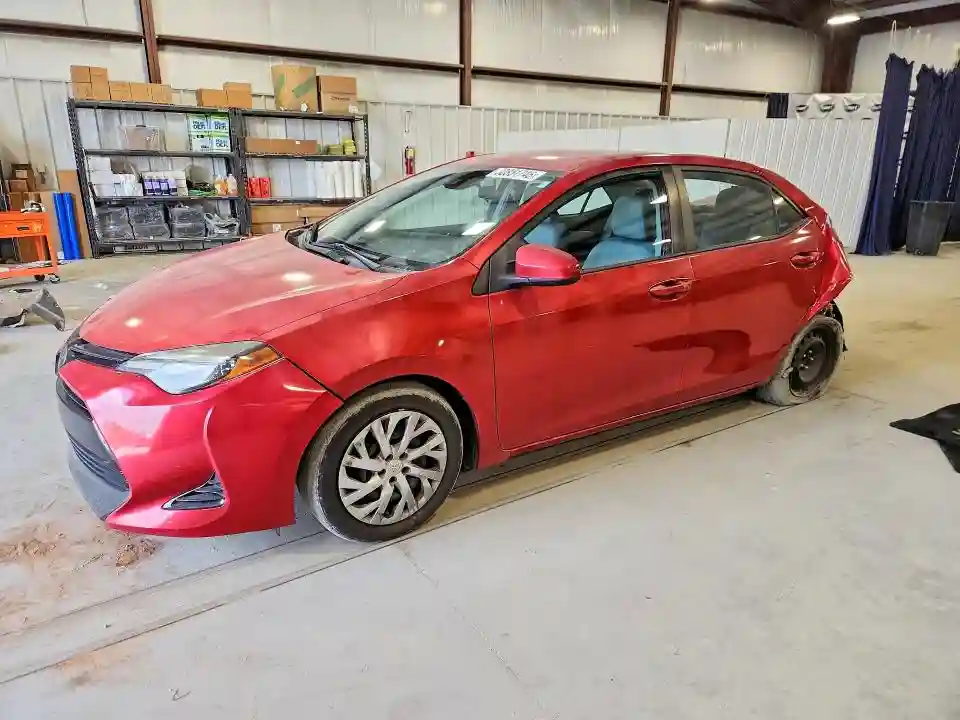5YFBURHE5JP756884 2018 TOYOTA COROLLA-0