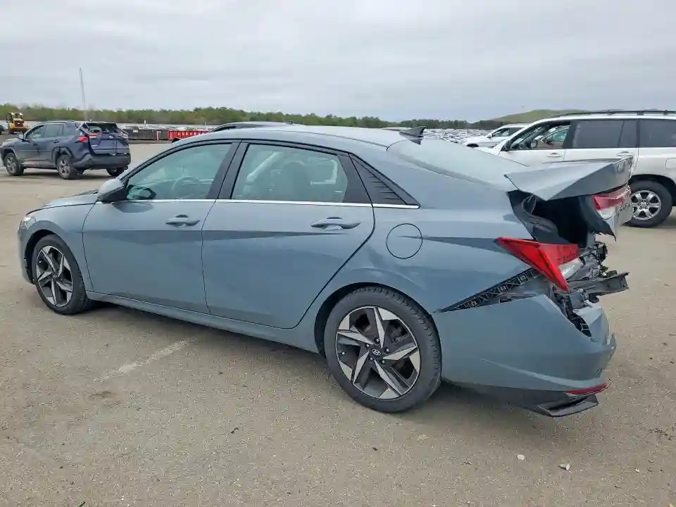 KMHLP4AG7NU366271 2022 HYUNDAI ELANTRA-1