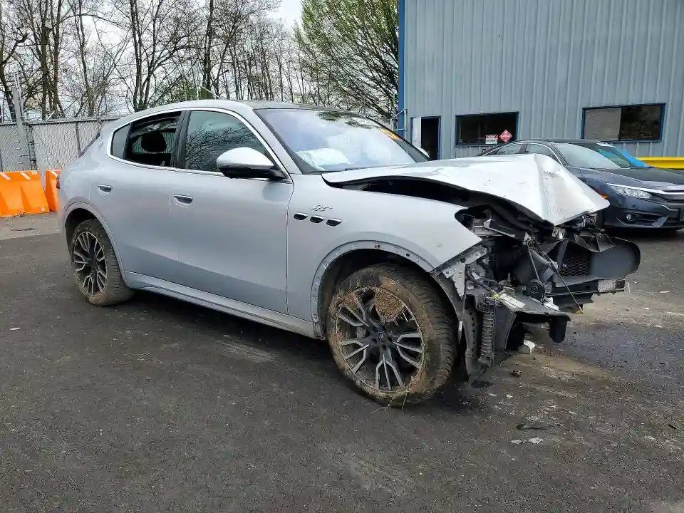 ZN682AVA2P7429516 2023 MASERATI ALL OTHER-3
