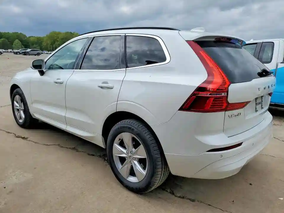 YV4L12RK9N1053806 2022 VOLVO XC60-1