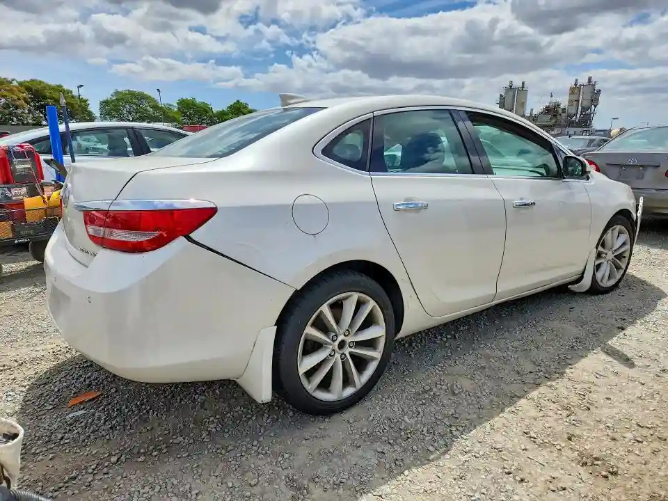 1G4PS5SK7G4154174 2016 BUICK VERANO-2