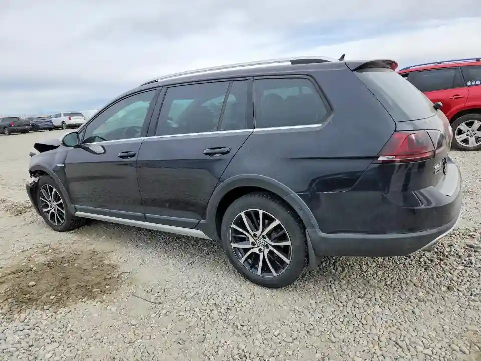 3VWH17AU2HM510611 2017 VOLKSWAGEN GOLF-1
