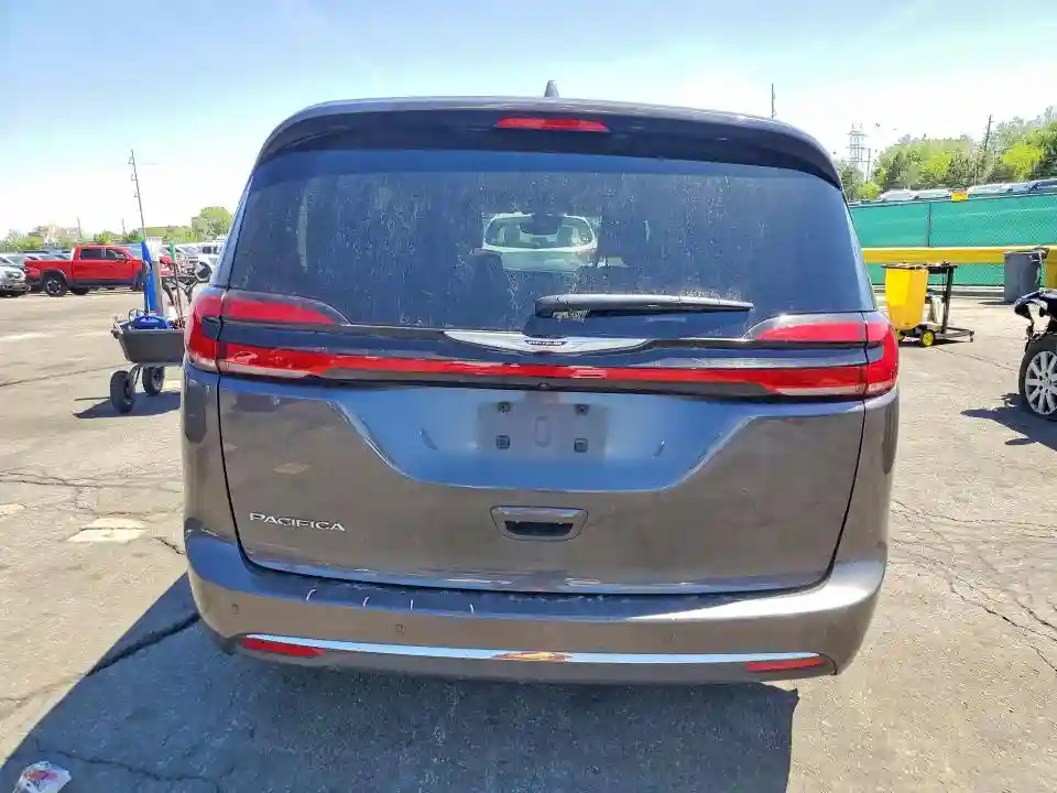 2C4RC1BG8NR138297 2022 CHRYSLER PACIFICA-5