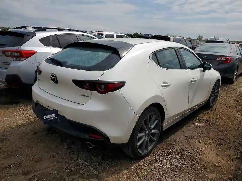 JM1BPAKL9N1511953 2022 MAZDA 3-2