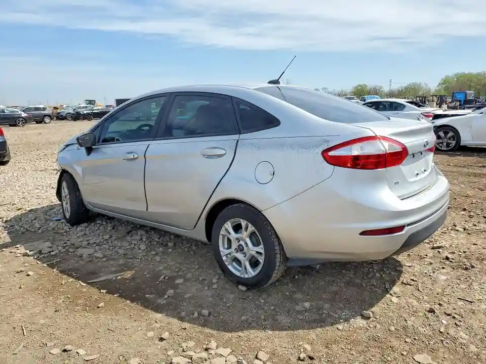 3FADP4BJ5FM219932 2015 FORD FIESTA-1