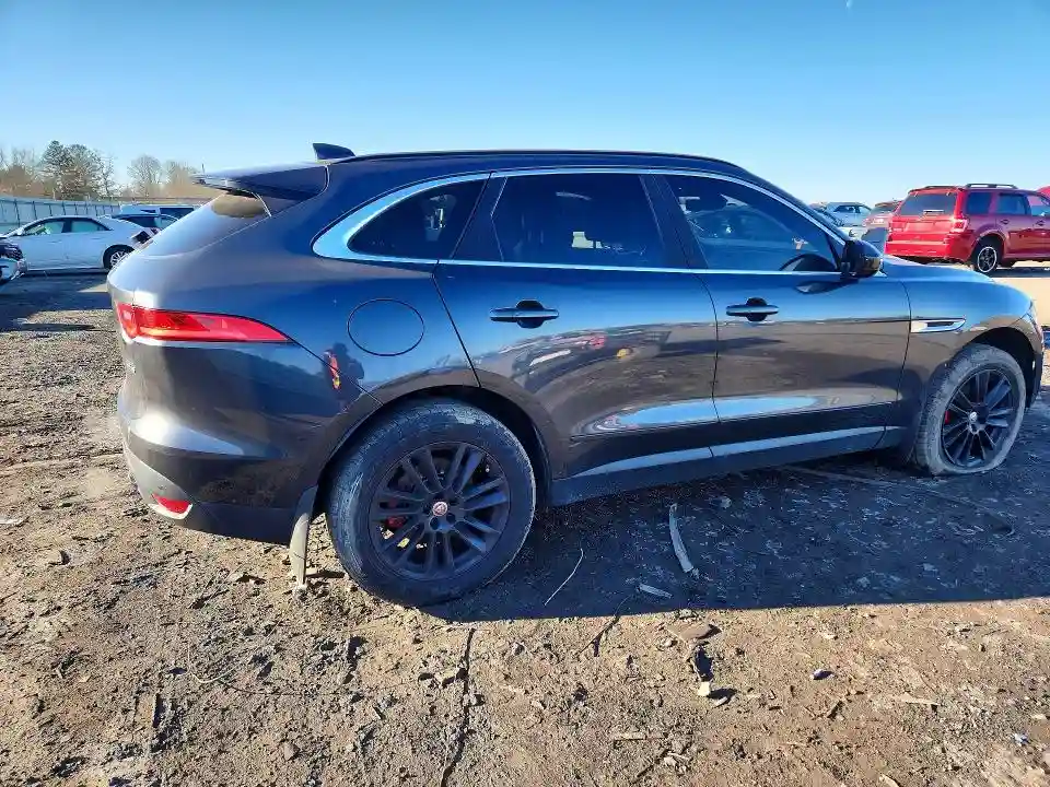 SADCK2FX5KA355383 2019 JAGUAR F-PACE-2