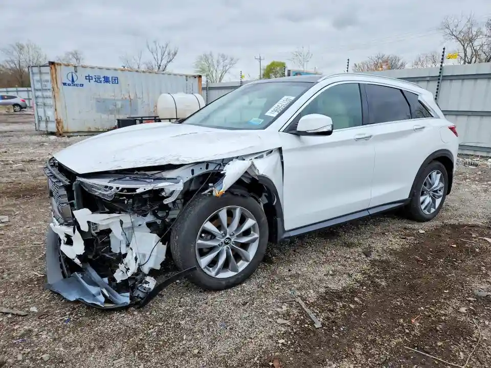 3PCAJ5M38KF137694 2019 INFINITI QX50-0