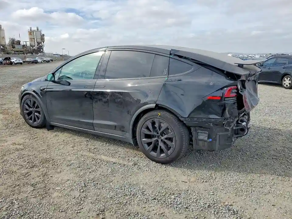 7SAXCAE54RF439090 2024 TESLA MODEL X-1