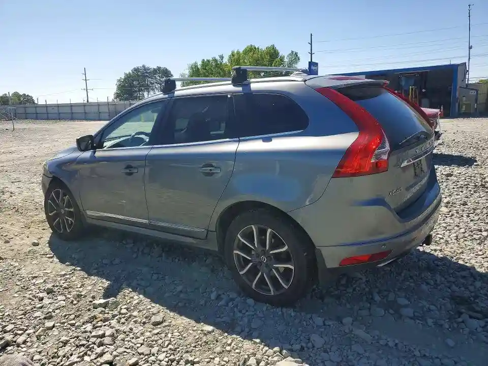 YV4612RMXG2839433 2016 VOLVO XC60-1