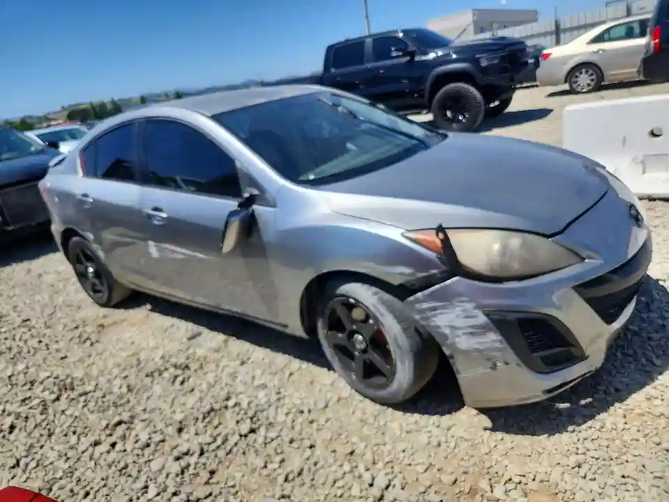 JM1BL1SG3A1302295 2010 MAZDA 3-3
