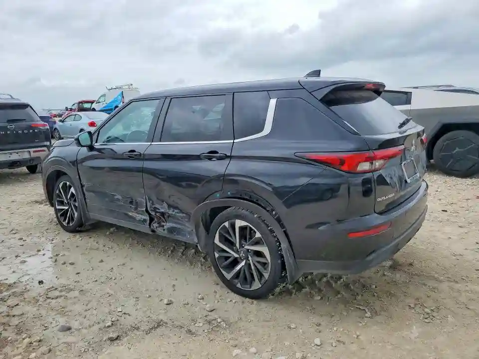 JA4J4UA83NZ036377 2022 MITSUBISHI OUTLANDER-1