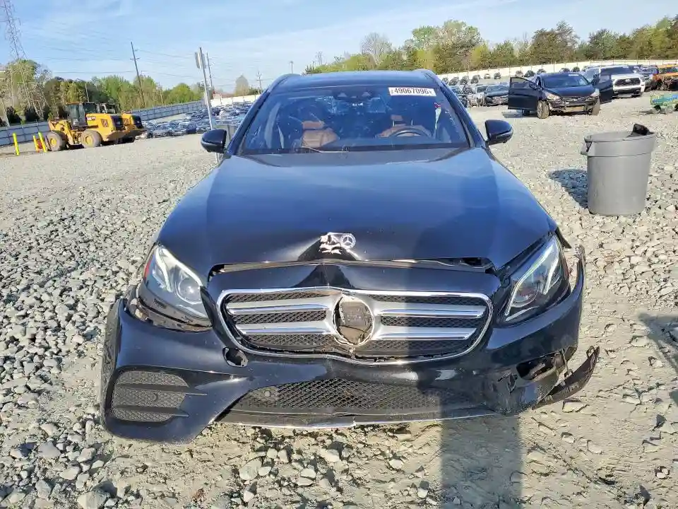 WDDZH6JB0KA588746 2019 MERCEDES-BENZ E-CLASS-4