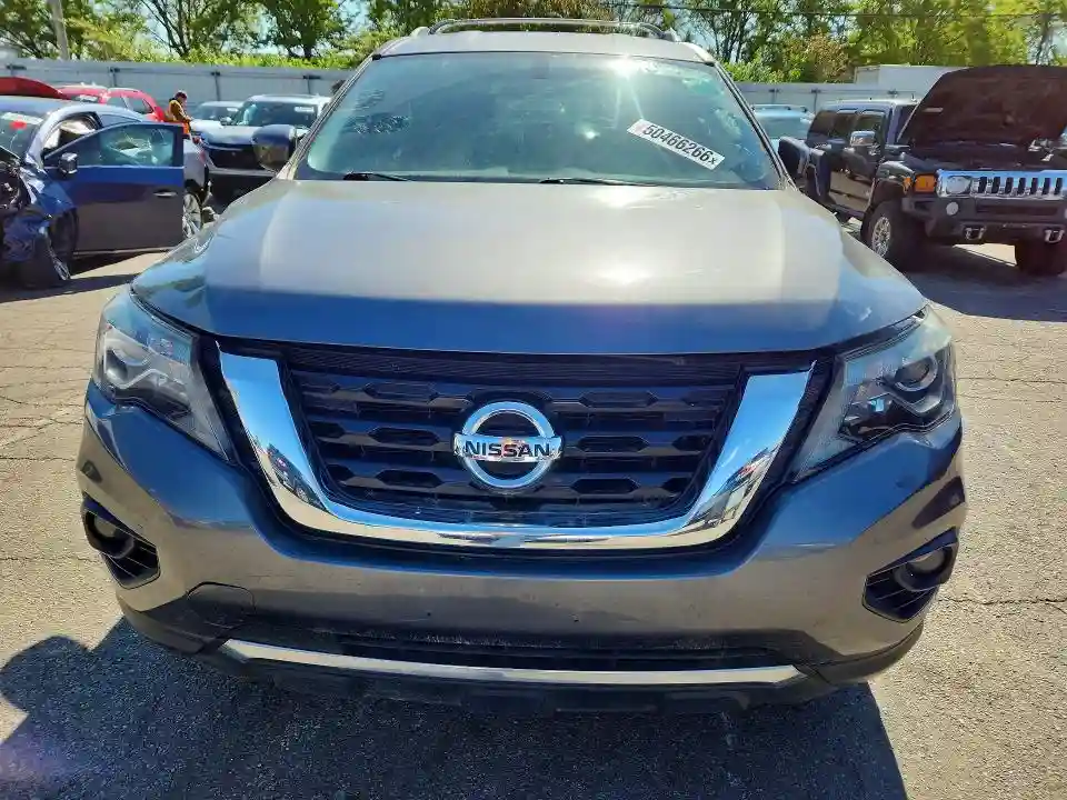5N1DR2MN8HC629858 2017 NISSAN PATHFINDER-4