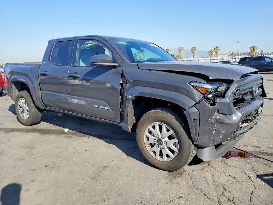 3TMKB5FN9SM035025 2025 TOYOTA TACOMA-3