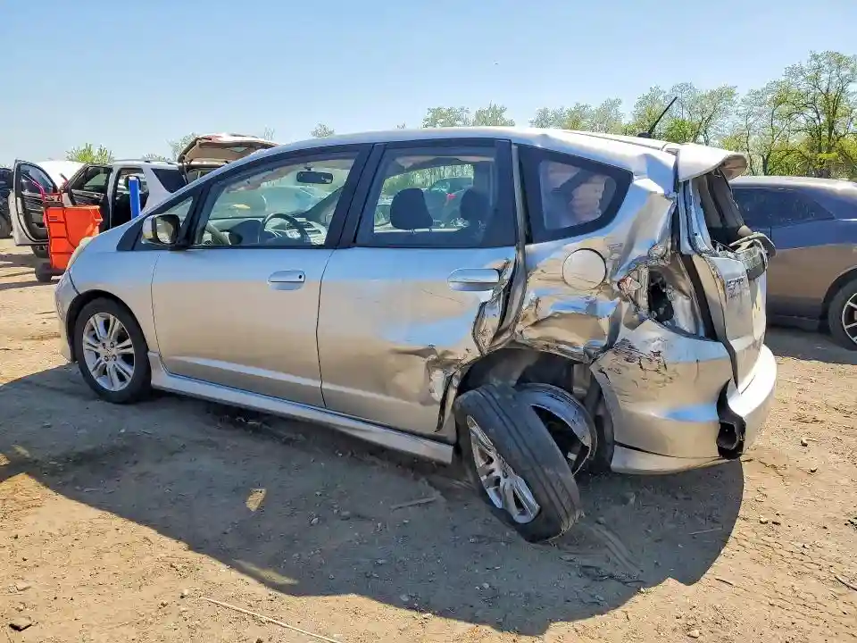 JHMGE8H54BC003949 2011 HONDA FIT-1