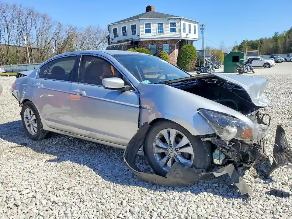 1HGCP2F32AA002741 2010 HONDA ACCORD-3