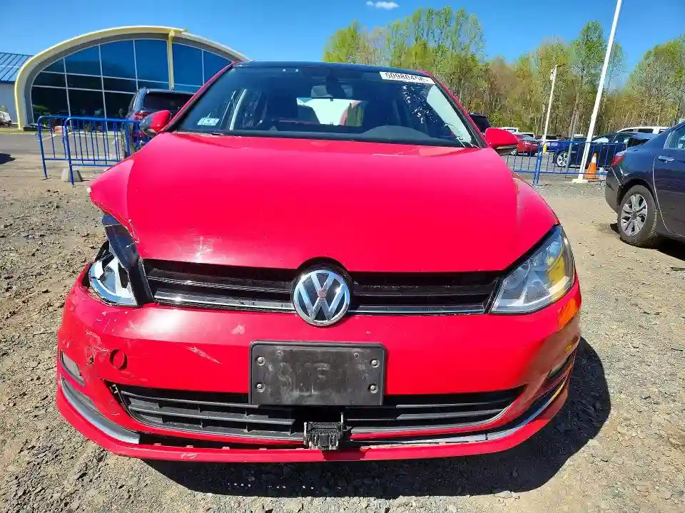 3VW217AUXHM060969 2017 VOLKSWAGEN GOLF-4