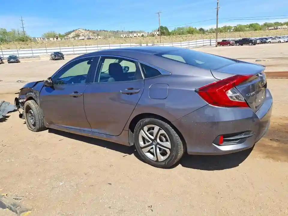 19XFC2F55JE010354 2018 HONDA CIVIC-1