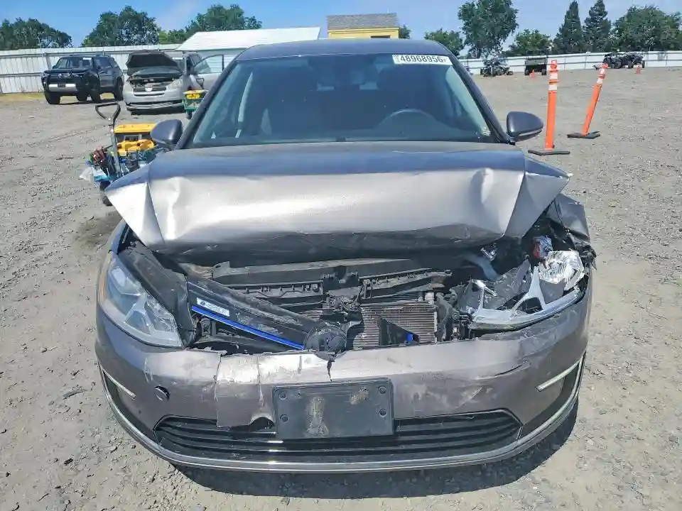WVWKP7AU9GW914768 2016 VOLKSWAGEN GOLF-4
