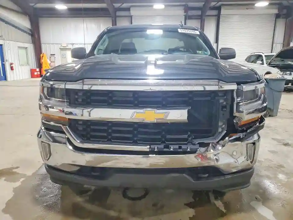 1GCVKREC3HZ154040 2017 CHEVROLET SILVERADO-4