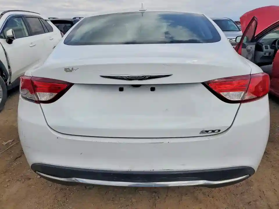 1C3CCCAB7GN169729 2016 CHRYSLER 200-5
