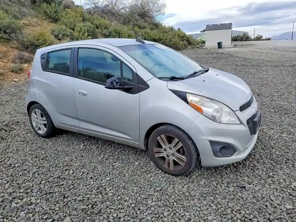 KL8CD6S91FC761300 2015 CHEVROLET SPARK-3