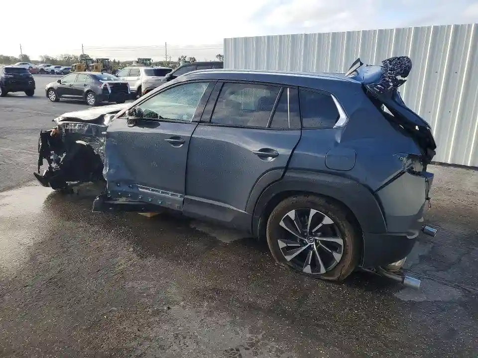 7MMVAAEW6SN131008 2025 MAZDA CX-50-1