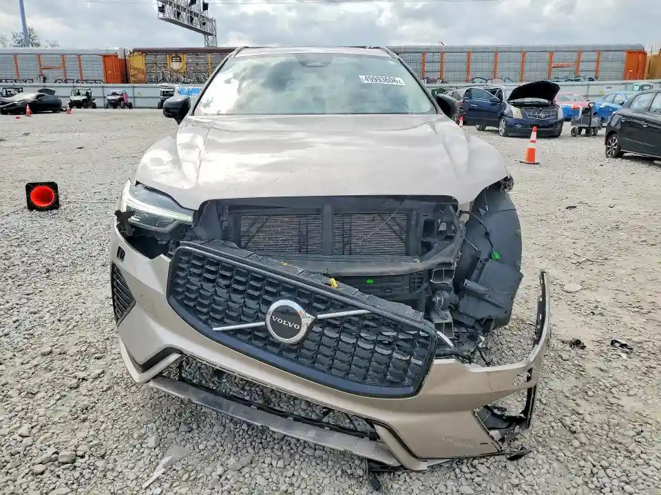 YV4L12RK1R1861928 2024 VOLVO XC60 CORE-4