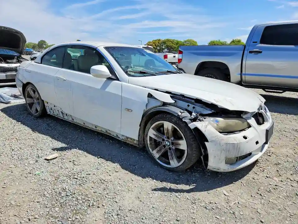 WBAWL7C59AP476061 2010 BMW 3 SERIES-3