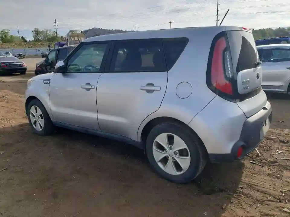 KNDJN2A23F7767083 2015 KIA SOUL-1
