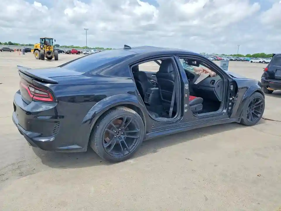 2C3CDXGJ5PH556887 2023 DODGE CHARGER-2
