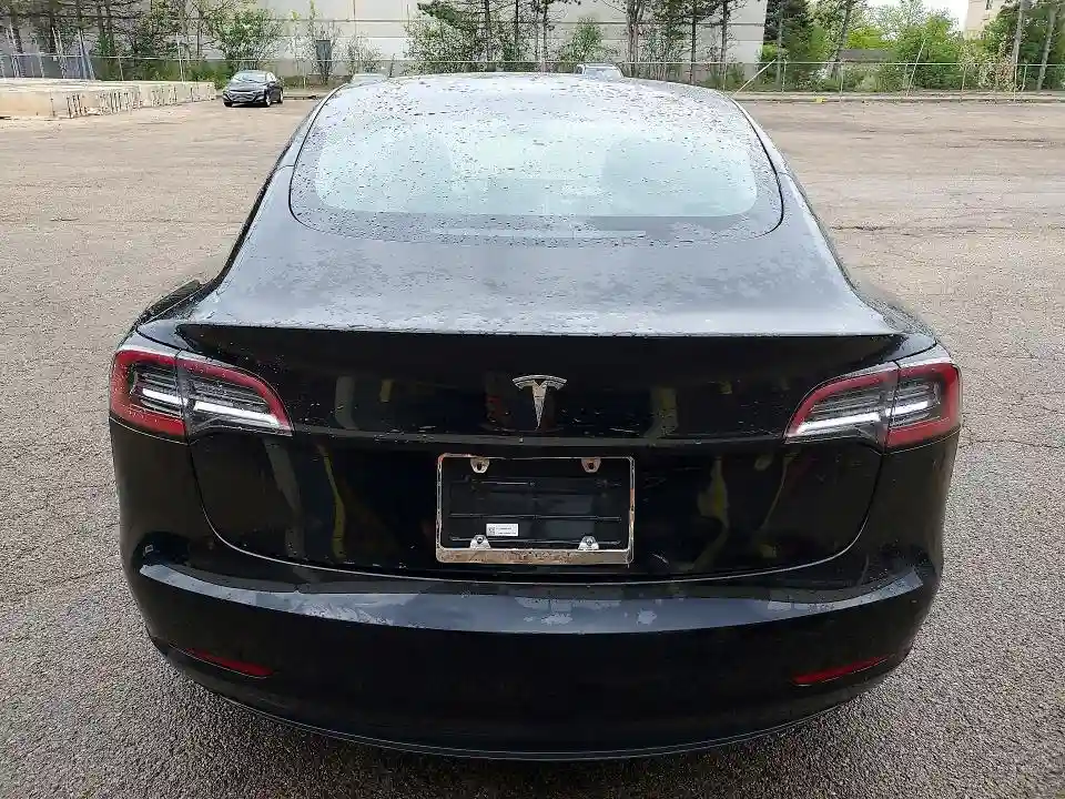 5YJ3E1EA4NF287101 2022 TESLA MODEL 3-5